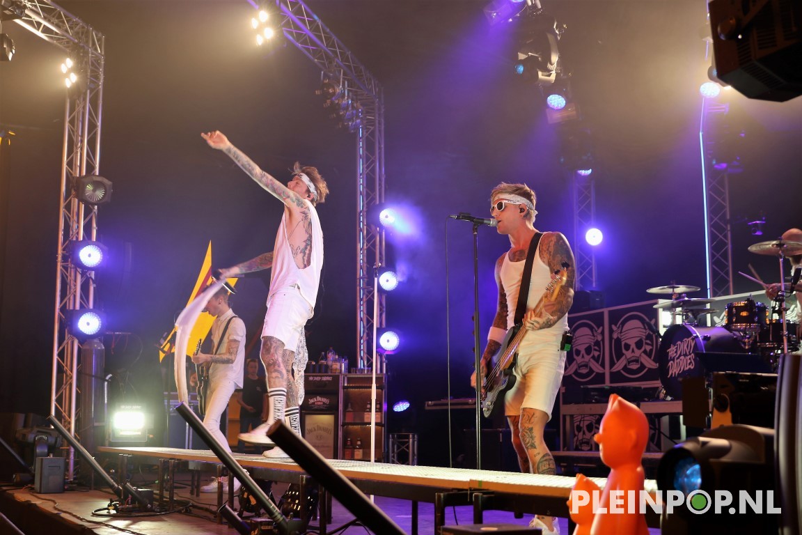 The Dirty Daddies (15)